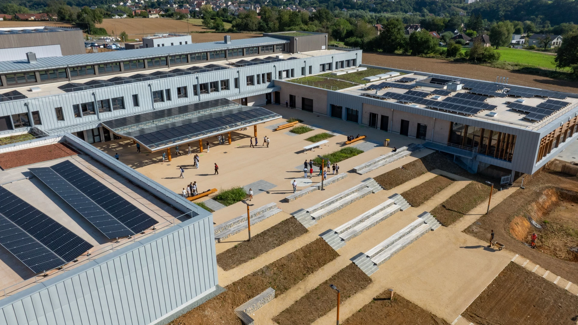 You are currently viewing Un prix international pour la construction du collège Claude Lorius