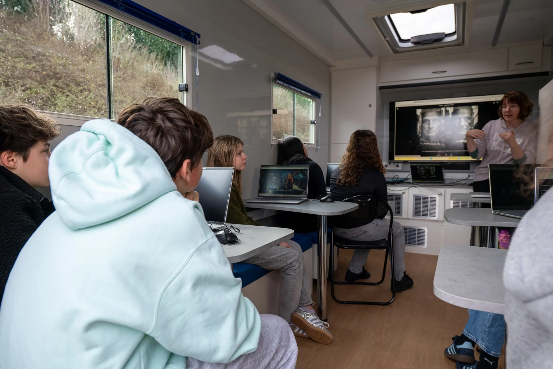 You are currently viewing Le bus numérique ICAR sur les routes