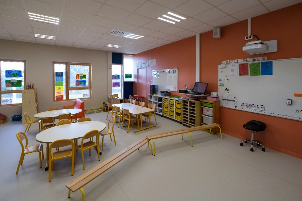 Salle de classe de l'école de Châtillon-le-Duc